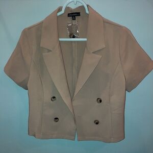NWT Women's Short Sleeve Tan Blazer Size Small By Chocolate